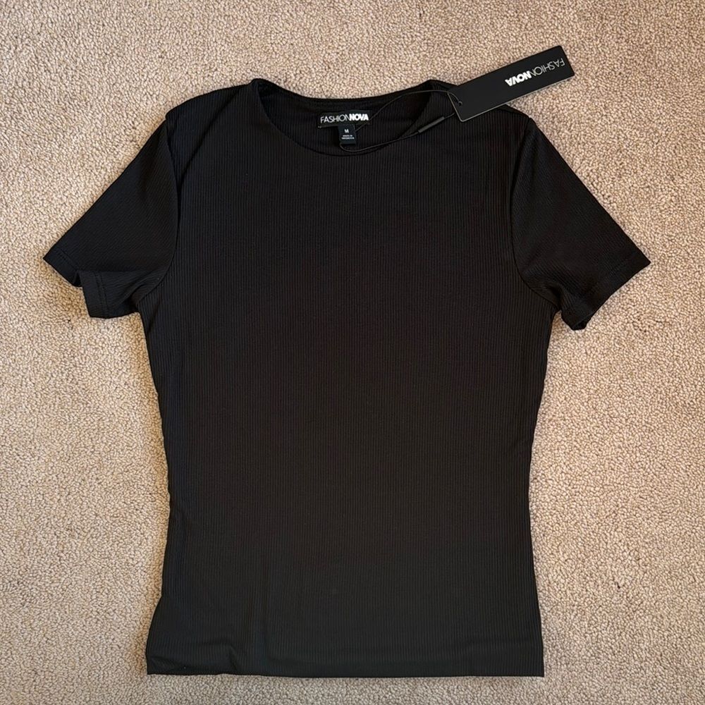 Ribbed crew neck top